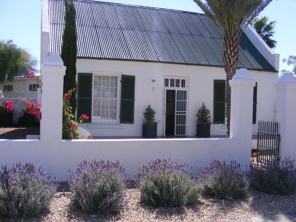Pepper Tree Accommodation Beaufort West Quarto foto
